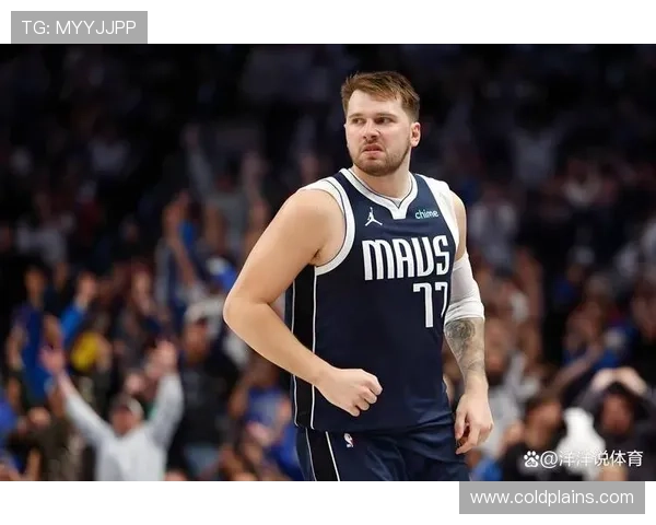 詹姆斯谈东契奇受伤:心如刀割般痛苦 詹姆斯谈东契奇受伤:心如刀割般痛苦